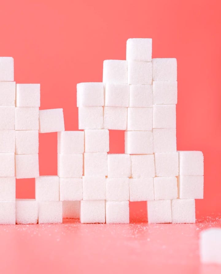 Sugar cubes edifice